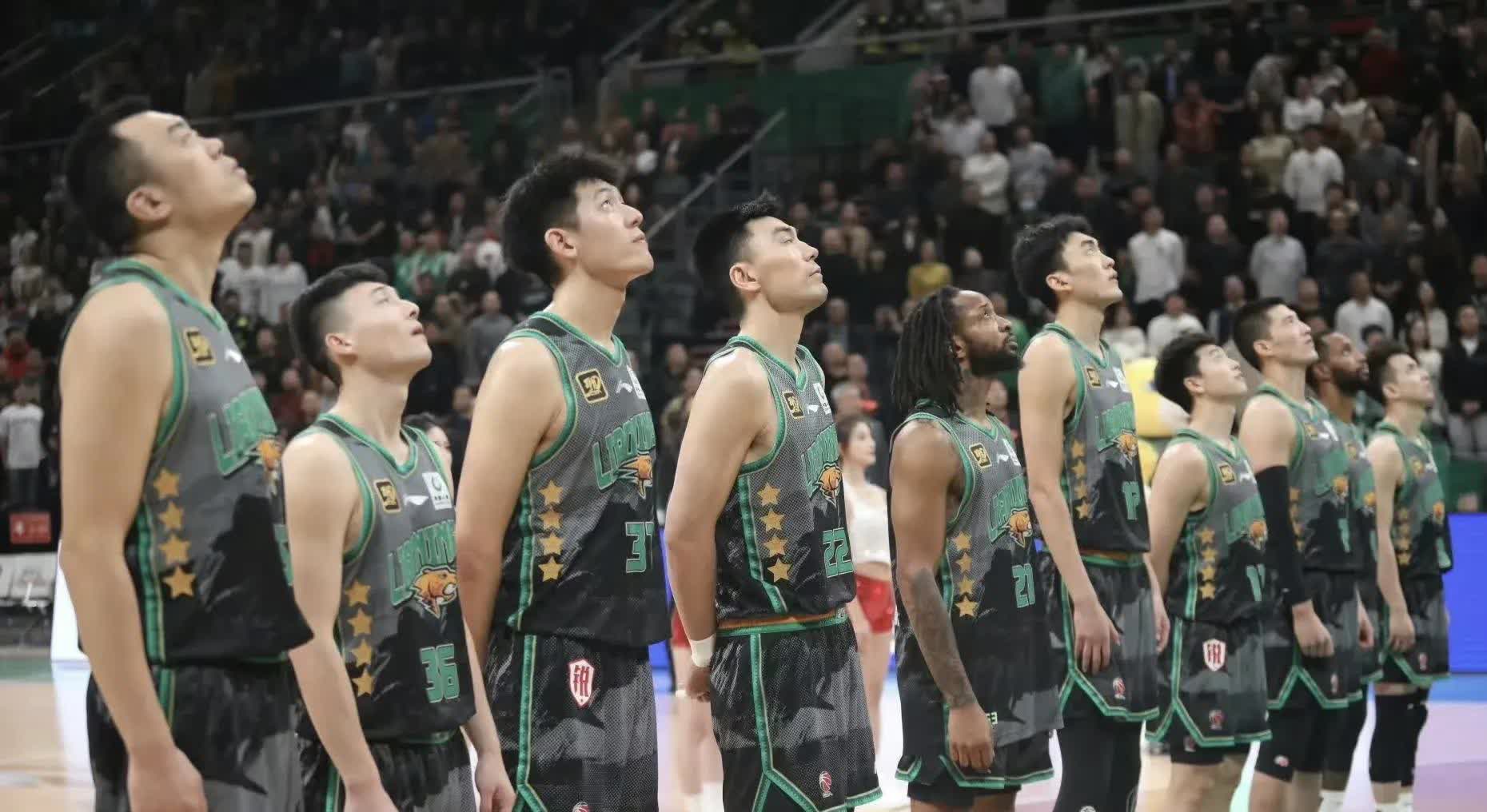 进攻火力全开，对手难以抵挡